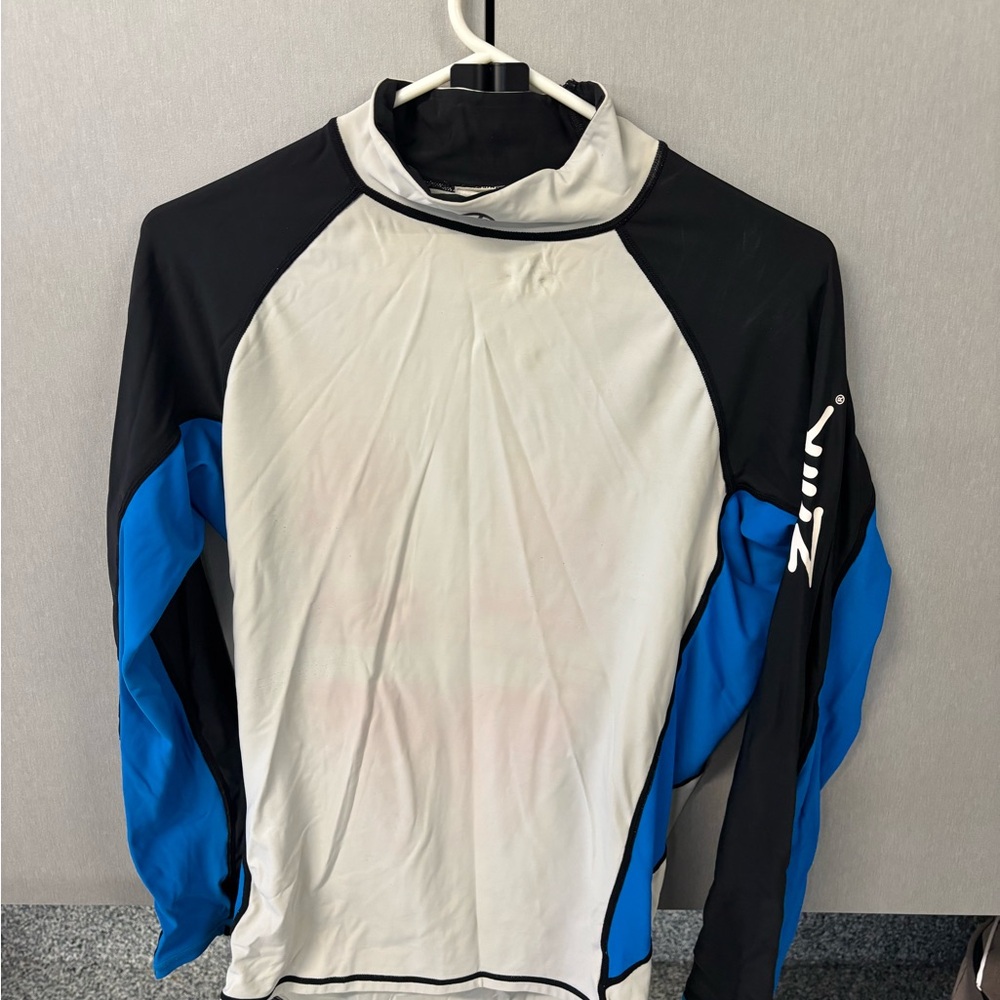 Zoot Men's Black, Blue, and White Rash Guard